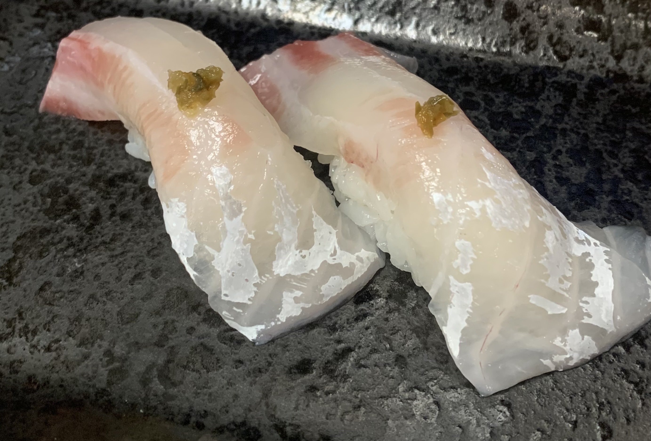 Snapper nigiri